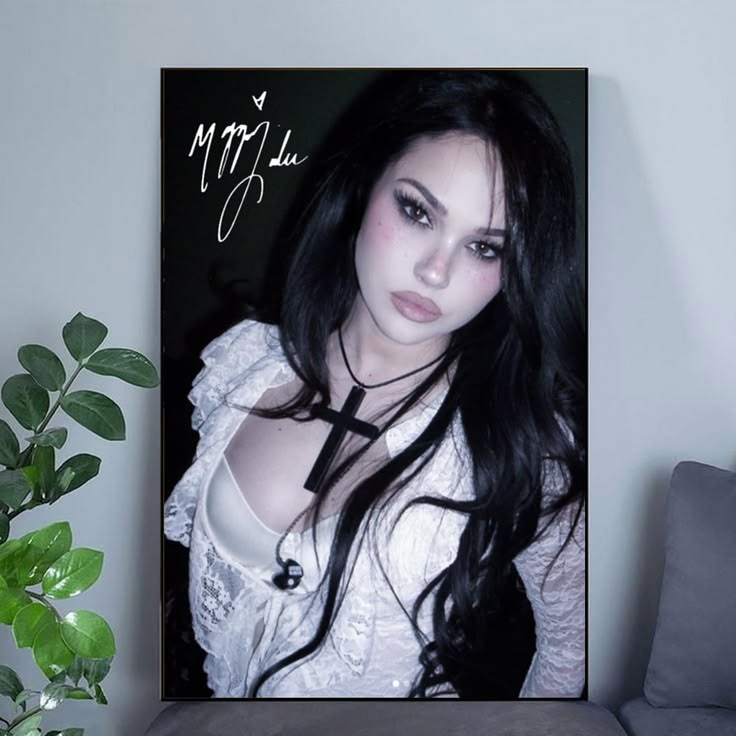 Maggie Lindemann Photo Poster Unframed Size 24''x36''