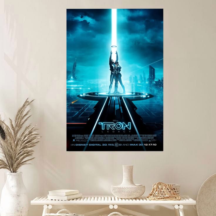 TRON LEGACY Movie Poster: High-Definition Poster Unframed Size 24''x36''