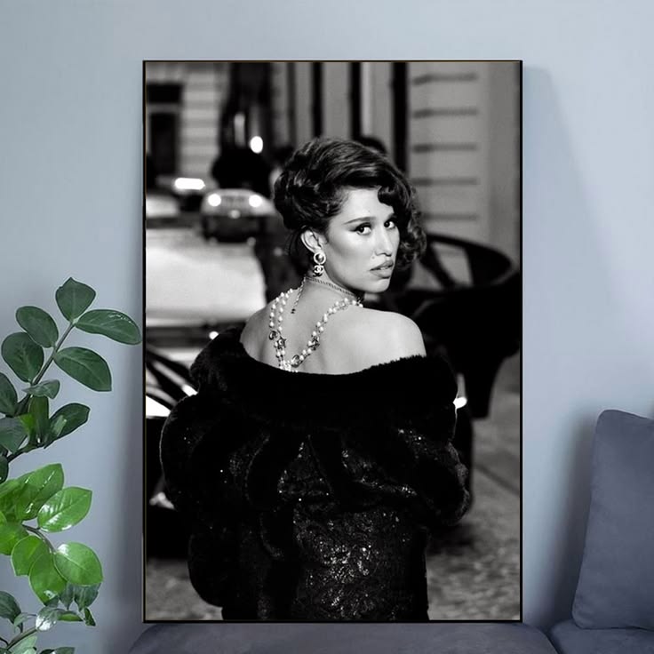 Raye British Songwriter Record Producer Poster Unframed Size 24''x36''