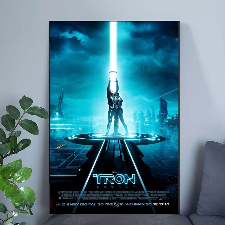 TRON LEGACY Movie Poster: High-Definition Poster Unframed Size 24''x36''